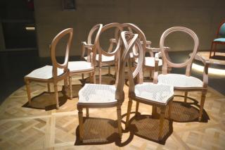 Sedie Ensemble(s) di Sam Baron in legno e paglia di Vienna Sedie Ensemble(s) di Sam Baron in legno e paglia di Vienna