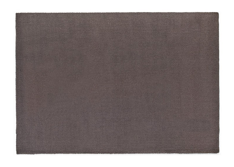 Morbido e piacevole al tatto il tappeto Amalia di Sitap declinato in una raffinata colorazione marrone taupe: è in100% poliestere a tinta unita ed è lavabile in lavatrice. Misura L 80 x P 150 cm. Prezzo 136,01 euro. www.sitap.it Morbido e piacevole al tatto il tappeto Amalia di Sitap declinato in una raffinata colorazione marrone taupe: è in100% poliestere a tinta unita ed è lavabile in lavatrice. Misura L 80 x P 150 cm. Prezzo 136,01 euro. www.sitap.it