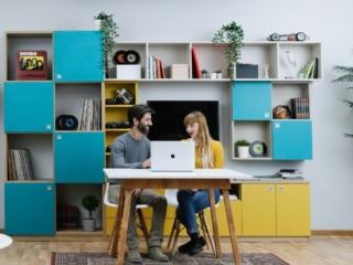 Mobilesumisura.it mobile soggiorno colorato