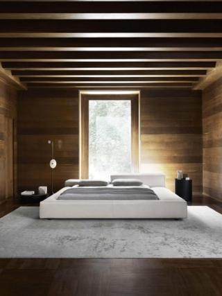 Una vera e propria “isola relax” Extrasoft Bed di Living Divani, il letto circondato da una serie di elementi imbottiti in poliuretano espanso, soffici e impreziositi da cuciture a vista, simmetrici ai lati e asimmetrici nella testata, che lo trasformano in una grande isola relax. Il rivestimento in tessuto è completamente sfoderabile. I piedini in PVC nero sono regolabili. Misura L 210/230/250/270/290 x P 270 x H 46/63 cm. Prezzo a partire da 4.356 euro (escluso rete e materasso). www.livingdivani.it Una vera e propria “isola relax” Extrasoft Bed di Living Divani, il letto circondato da una serie di elementi imbottiti in poliuretano espanso, soffici e impreziositi da cuciture a vista, simmetrici ai lati e asimmetrici nella testata, che lo trasformano in una grande isola relax. Il rivestimento in tessuto è completamente sfoderabile. I piedini in PVC nero sono regolabili. Misura L 210/230/250/270/290 x P 270 x H 46/63 cm. Prezzo a partire da 4.356 euro (escluso rete e materasso). www.livingdivani.it