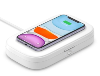 Il dispositivo Belkin permette di sterilizzare, all’interno dell’apposito vano, oggetti con superfici non porose (come chiavi, carte bancarie, contanti, anelli) e allo stesso tempo ricaricare smartphone compatibili con la tecnologia wireless Qi, appoggiandoli semplicemente sopra. Distribuito in Italia da Attiva. Prezzo 69,99 euro. www.belkin.com Il dispositivo Belkin permette di sterilizzare, all’interno dell’apposito vano, oggetti con superfici non porose (come chiavi, carte bancarie, contanti, anelli) e allo stesso tempo ricaricare smartphone compatibili con la tecnologia wireless Qi, appoggiandoli semplicemente sopra. Distribuito in Italia da Attiva. Prezzo 69,99 euro. www.belkin.com