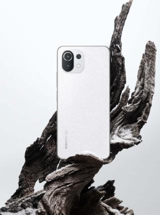 Xiaomi 11 Lite 5G NE di Xiaomi nella colorazione Snowflake White Xiaomi 11 Lite 5G NE di Xiaomi nella colorazione Snowflake White