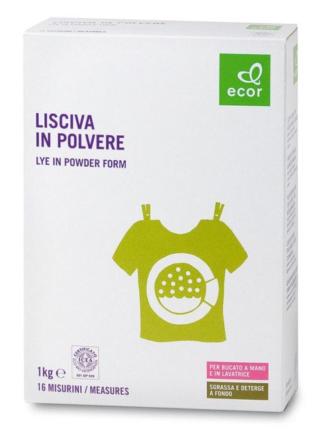 La Lisciva in polvere di Ecor potenzia l’azione lavante del detersivo, sgrassa e deodora il bucato. A base di carbonato di sodio, non contiene profumi e fosfati. È utilizzabile per bucato a mano e in lavatrice. Da 1 kg, prezzo 2,40 euro. www.naturasi.it La Lisciva in polvere di Ecor potenzia l’azione lavante del detersivo, sgrassa e deodora il bucato. A base di carbonato di sodio, non contiene profumi e fosfati. È utilizzabile per bucato a mano e in lavatrice. Da 1 kg, prezzo 2,40 euro. www.naturasi.it