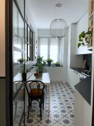 2. la cucina dopo, verso la finestra