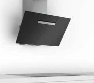 Progettata per mantenere i livelli di rumore al minimo, la cappa aspirante Serie 2DWK87EM60 di Bosch è estremamente silenziosa poiché ha una rumorosità di soli 60 decibel. L’intuitivo sistema di controllo TouchSelect, facilita la regolazione dei livelli di potenza e il programma intensivo rimuove i forti odori in modo veloce ed efficiente. In classe di efficienza energetica, ha massima potenza di espulsione aria con stadio intensivo di 669 mc/h. Larga 90 cm, è regolabile su 3 velocità e 1 stadio intensivo. Prezzo 943 euro. www.bosch-home.com/it/ Progettata per mantenere i livelli di rumore al minimo, la cappa aspirante Serie 2DWK87EM60 di Bosch è estremamente silenziosa poiché ha una rumorosità di soli 60 decibel. L’intuitivo sistema di controllo TouchSelect, facilita la regolazione dei livelli di potenza e il programma intensivo rimuove i forti odori in modo veloce ed efficiente. In classe di efficienza energetica, ha massima potenza di espulsione aria con stadio intensivo di 669 mc/h. Larga 90 cm, è regolabile su 3 velocità e 1 stadio intensivo. Prezzo 943 euro. www.bosch-home.com/it/