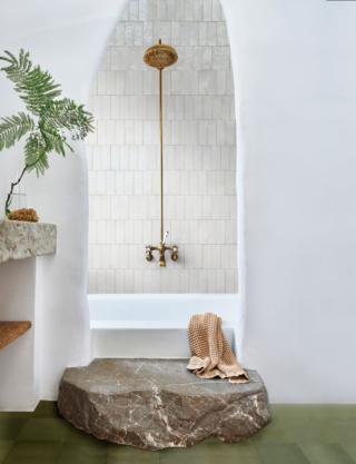 Le piastrelle in gres Crogiolo Rice  di Marazzi (www.marazzi.it) interpretano la bellezza dei mattoncini in maiolica fatti a mano. Sono disponibili da 15x15, 5x15 e 7,5x20 cm, con bordi dritti, in una palette neutra: Bianco, Natural e Grigio. Le piastrelle in gres Crogiolo Rice  di Marazzi (www.marazzi.it) interpretano la bellezza dei mattoncini in maiolica fatti a mano. Sono disponibili da 15x15, 5x15 e 7,5x20 cm, con bordi dritti, in una palette neutra: Bianco, Natural e Grigio.