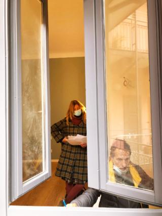 mobili monolocale rilievo della cucina sotto alla finestra mobili monolocale rilievo della cucina sotto alla finestra