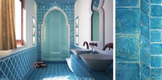 Il rivestimento del bagno è realizzato con mattoni plasmati su stampi in legno e ottenuti con un impasto di argilla Bianca Caolino certificata e degassata, e di acque meteoriche recuperate. Dopo la prima cottura, sulla superficie sabbiata dei mattoni viene applicato uno smalto trasparente e colorato che subisce una seconda cottura da cui deriva l'aspetto finale. Adatte per pavimenti e rivestimenti interni, le piastrelle Coll. Riflessi di L'arte del Cotto (www.fornacebartoccini.com) possono essere personalizzate su richiesta. Prezzo su preventivo. Il rivestimento del bagno è realizzato con mattoni plasmati su stampi in legno e ottenuti con un impasto di argilla Bianca Caolino certificata e degassata, e di acque meteoriche recuperate. Dopo la prima cottura, sulla superficie sabbiata dei mattoni viene applicato uno smalto trasparente e colorato che subisce una seconda cottura da cui deriva l'aspetto finale. Adatte per pavimenti e rivestimenti interni, le piastrelle Coll. Riflessi di L'arte del Cotto (www.fornacebartoccini.com) possono essere personalizzate su richiesta. Prezzo su preventivo.