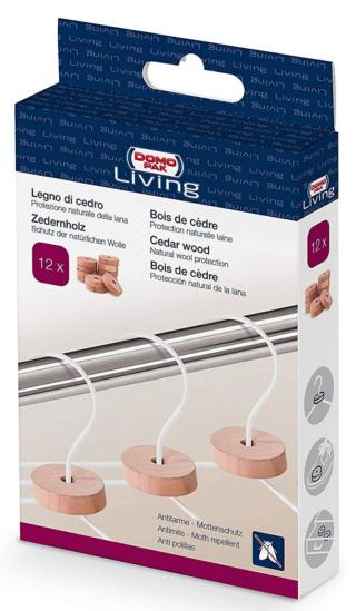 I profumatori di Domopak Living proteggono i capi, in particolare quelli di lana, contro tarme e insetti in modo naturale. Il legno è di cedro rosso naturalmente profumato. Le piccole rondelle possono essere riposte comodamente anche dentro i cassetti. La confezione contiene 12 pezzi. Prezzo 3,90 euro. www.kasanova.com I profumatori di Domopak Living proteggono i capi, in particolare quelli di lana, contro tarme e insetti in modo naturale. Il legno è di cedro rosso naturalmente profumato. Le piccole rondelle possono essere riposte comodamente anche dentro i cassetti. La confezione contiene 12 pezzi. Prezzo 3,90 euro. www.kasanova.com