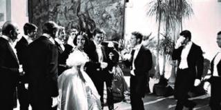 Un set alla moda. Un secolo di cinema italiano tra fotografie e costumi Un set alla moda. Un secolo di cinema italiano tra fotografie e costumi