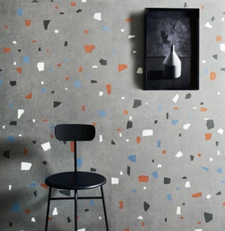 Rinnova il fascino del terrazzo alla Veneziana la collezione in gres porcellanato Nuances di Italgraniti. Il modulo Coccio è abbinabile a un'ampia serie di fondi dalla superficie “gessosa”. Prezzo di listino, nel formato 60 x 120 cm, 68 euro/mq. www.italgranitigroup.com