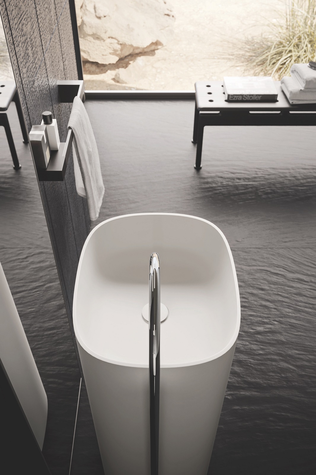 Ha design contemporaneo ed elegante il lavabo Kali freestanding di Arbi Arredobagno realizzato in tekno bianco. Misura L 48 x P 38 x H 87 cm. Prezzo su richiesta. www.arbiarredobagno.it