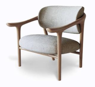 La poltroncina Aida di Morelato ha la struttura, compatta e accogliente, completamente realizzata in legno di Frassino che crea un raffinato contrasto con la seduta e lo schienale rivestiti in tessuto o in pelle, in numerose varianti di colore. I braccioli sagomati ne aumentano il comfort. www.morelato.it La poltroncina Aida di Morelato ha la struttura, compatta e accogliente, completamente realizzata in legno di Frassino che crea un raffinato contrasto con la seduta e lo schienale rivestiti in tessuto o in pelle, in numerose varianti di colore. I braccioli sagomati ne aumentano il comfort. www.morelato.it