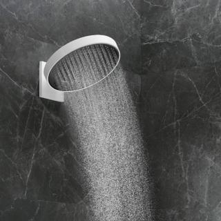 Rainfinity 360 di Hansgrohe (www.hansgrohe.it) è orientabile da 10° a 30° e ha tre tipi di getti. Misura Ø 36 cm. Costa a partire da 1.017,87 euro + Iva. Rainfinity 360 di Hansgrohe (www.hansgrohe.it) è orientabile da 10° a 30° e ha tre tipi di getti. Misura Ø 36 cm. Costa a partire da 1.017,87 euro + Iva.