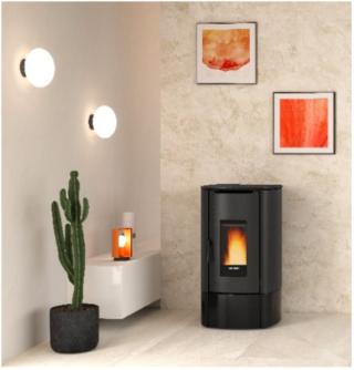 Stufa a pellet ermetica e ventilata Angy di La Nordica Extraflame Stufa a pellet ermetica e ventilata Angy di La Nordica Extraflame