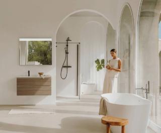 Raina di Roca è in Stonex®, con finitura bianca lucida e pannello esterno disponibile in vari colori, tra cui anche in nero. L'interno ampio può ospitare due persone. Misura L 159 x P 79 x H 59 cm. Prezzo, Iva esclusa, 2.900 euro. www.it.roca.com Raina di Roca è in Stonex®, con finitura bianca lucida e pannello esterno disponibile in vari colori, tra cui anche in nero. L'interno ampio può ospitare due persone. Misura L 159 x P 79 x H 59 cm. Prezzo, Iva esclusa, 2.900 euro. www.it.roca.com