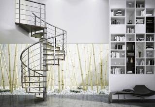 La scala a chiocciola Trio di Rintal (www.rintal.com) è in acciaio verniciato e ha scalini in faggio massello. Personalizzabile nelle finiture, nelle ringhiere e nelle misure, è possibile integrare le luci a led nella struttura. Con Ø da 120 a 180 cm, a gradino costa da 270 euro + Iva. in diverse essenze di legno.