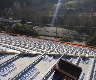 rifacimento tetto villa a Stia con Isotec rifacimento tetto villa a Stia con Isotec