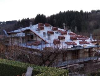 rifacimento tetto villa a Stia con Isotec rifacimento tetto villa a Stia con Isotec