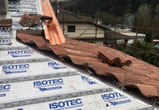 rifacimento tetto villa a Stia con Isotec rifacimento tetto villa a Stia con Isotec