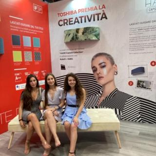 studentesse NABA vincitrici contest Toshiba Rubelli studentesse NABA vincitrici contest Toshiba Rubelli