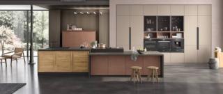 Si sviluppa intorno all'isola centrale, con le basi in laminato effetto ossidato colore Mattone e effetto legno nella finitura Okobo Natural, l'ampia cucina Loft 2.2 di Arrex. La capiente armadiatura a parete è composta da colonne in laccato opaco chiaro che aumenta la luminosità dell'ambiente. Un modulo base da 60 cm in laccato opaco, prezzo 204 euro + IVA. www.arrex.it Si sviluppa intorno all'isola centrale, con le basi in laminato effetto ossidato colore Mattone e effetto legno nella finitura Okobo Natural, l'ampia cucina Loft 2.2 di Arrex. La capiente armadiatura a parete è composta da colonne in laccato opaco chiaro che aumenta la luminosità dell'ambiente. Un modulo base da 60 cm in laccato opaco, prezzo 204 euro + IVA. www.arrex.it