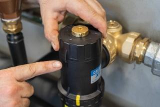 filtro defangatore Caleffi XF pulizia pompe calore filtro defangatore Caleffi XF pulizia pompe calore