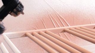 applicazione Microresina Kerakoll spruzzo superfici irregolari