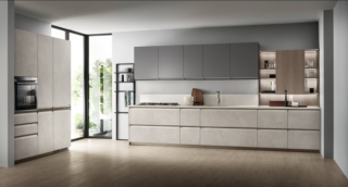 Si sviluppa linearmente lungo la parete la cucina Formalia di Scavolini: le basi e le colonne hanno le ante in decorativo Pietra Solar, i pensili invece sono in laccato opaco grigio Vulcano. Lateralmente è presente l'accessorio a parete Status nel colore Nero che permette di sfruttare lo spazio a parete per avere tutto a vista e a portata di mano, dagli strofinacci agli accessori. Prezzo su richiesta. www.scavolini.com Si sviluppa linearmente lungo la parete la cucina Formalia di Scavolini: le basi e le colonne hanno le ante in decorativo Pietra Solar, i pensili invece sono in laccato opaco grigio Vulcano. Lateralmente è presente l'accessorio a parete Status nel colore Nero che permette di sfruttare lo spazio a parete per avere tutto a vista e a portata di mano, dagli strofinacci agli accessori. Prezzo su richiesta. www.scavolini.com