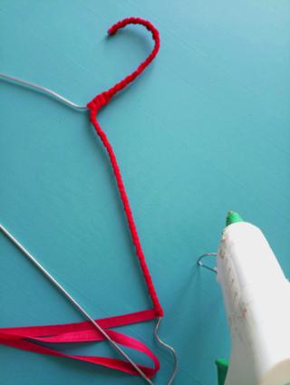 Calendario avvento Natale pirottini muffins stampella nastro velluto rivestire