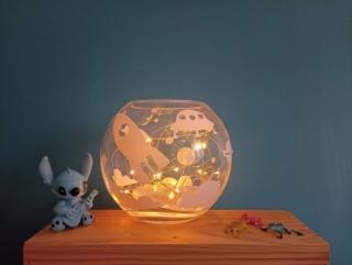 Lampada_bambini_vaso_faidate_lucialed_spazio Lampada_bambini_vaso_faidate_lucialed_spazio