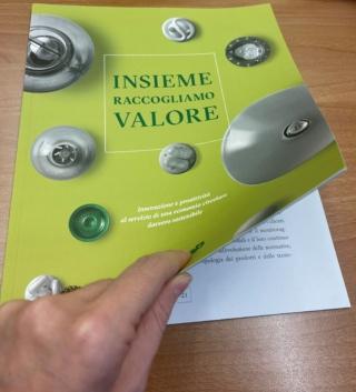 Il volume di Ecolamp "Insieme raccogliamo Valore" Il volume di Ecolamp "Insieme raccogliamo Valore"