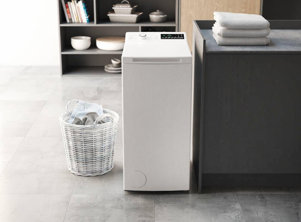 Lavatrice carica dall'alto WMTG 625BS IT di Hotpoint Lavatrice carica dall'alto WMTG 625BS IT di Hotpoint