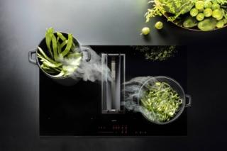 Quantum Pro Easy di Falmec ha funzione di riconoscimento automatico delle pentole, timer per ogni zona di cottura e funzione heat up di riscaldamento. Permette la massima facilità di installazione e manutenzione grazie al filtro Carbon.Zeo integrato nel corpo cappa. Il piano largo 84 cm ha 9 livelli di cottura + High Power Boost e la cappa ha portata massima di 600 mc/h. Prezzo 3.030 euro. www.falmec.com Quantum Pro Easy di Falmec ha funzione di riconoscimento automatico delle pentole, timer per ogni zona di cottura e funzione heat up di riscaldamento. Permette la massima facilità di installazione e manutenzione grazie al filtro Carbon.Zeo integrato nel corpo cappa. Il piano largo 84 cm ha 9 livelli di cottura + High Power Boost e la cappa ha portata massima di 600 mc/h. Prezzo 3.030 euro. www.falmec.com