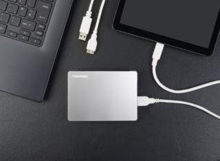 L'hard-disk intelligente Canvio Flex di Toshiba L'hard-disk intelligente Canvio Flex di Toshiba