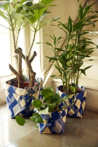 I vasi realizzati da I was a ri per Oxfam I vasi realizzati da I was a ri per Oxfam