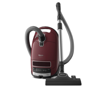 Comodo, l’aspirapolvere Complete C3 Active di Miele ha che il cavo si riavvolge automaticamente con un semplice tocco del tasto a pedale.  È completo di bocchetta per imbottiture, bocchetta a lancia e pennello integrati in un comparto per essere sempre pronti all’uso. Ha filo lungo 8,5 metri con raggio d’azione di 12 metri, ruote piroettanti e potenza massima di 850 watt. Pesa 7,3 kg. Misura 49 x P 30 x H 23 cm.  Prezzo 219 euro. www.miele.it Comodo, l’aspirapolvere Complete C3 Active di Miele ha che il cavo si riavvolge automaticamente con un semplice tocco del tasto a pedale.  È completo di bocchetta per imbottiture, bocchetta a lancia e pennello integrati in un comparto per essere sempre pronti all’uso. Ha filo lungo 8,5 metri con raggio d’azione di 12 metri, ruote piroettanti e potenza massima di 850 watt. Pesa 7,3 kg. Misura 49 x P 30 x H 23 cm.  Prezzo 219 euro. www.miele.it