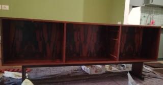 Dipingere con il mordente anche la parte interna. Dipingere con il mordente anche la parte interna.