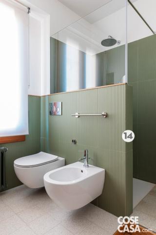 I sanitari sospesi sono il modello APP di Ceramica Flaminia, la rubinetteria di Bongio. I sanitari sospesi sono il modello APP di Ceramica Flaminia, la rubinetteria di Bongio.