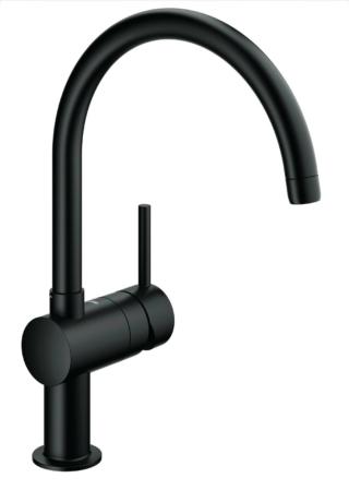 Il miscelatore per cucina Minta di Grohe ha bocca alta a C (alta 36,5 cm) che può rimanere fissa o compiere rotazione limitata di 150° o 360° per l’utilizzo in un lavello ad angolo o per rendere più confortevole uno spazio ridotto. È dotato di limitatore di portata. In finitura Velvet Black, prezzo 562 euro. www.grohe.it Il miscelatore per cucina Minta di Grohe ha bocca alta a C (alta 36,5 cm) che può rimanere fissa o compiere rotazione limitata di 150° o 360° per l’utilizzo in un lavello ad angolo o per rendere più confortevole uno spazio ridotto. È dotato di limitatore di portata. In finitura Velvet Black, prezzo 562 euro. www.grohe.it