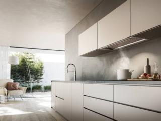 La cappa da incasso Virgola No-Drop di Falmec dispone di No-Drop System contro il gocciolamento dei liquidi di condensa dei vapori. Con portata max di 670 m3/h, ha pulsantiera elettronica a 4 velocità e illuminazione a 2 led dinamica. È in classe di efficienza energetica B.  Misura L 56,1 x  P 31/35 x H 70 cm. Prezzo 846,68 euro www.falmec.com