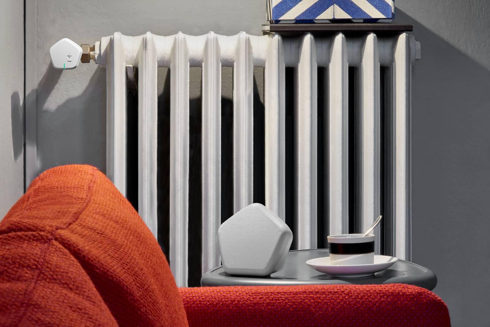 Sistema Caleffi CODE® in versione bianco. (Foto: Andrea Cappello per HOUSTON® Agency. Styling e composizione: Monica Baio). Sistema Caleffi CODE® in versione bianco. (Foto: Andrea Cappello per HOUSTON® Agency. Styling e composizione: Monica Baio).