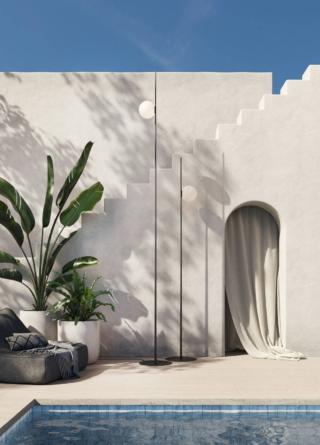 Sottili ed elegante le lampade da terra outdoor/indoor Atmosphere di Karman che sono composte da una barra in fibra di vetro zigrinato, verniciato bianco o nero, che poggia su una base circolare in metallo; il corpo sferico a goccia è realizzato in PVC. Si può scegliere fra tre formati; inoltre è disponibile anche con picchetto e attacco a terra. www.karmanitalia.it Sottili ed elegante le lampade da terra outdoor/indoor Atmosphere di Karman che sono composte da una barra in fibra di vetro zigrinato, verniciato bianco o nero, che poggia su una base circolare in metallo; il corpo sferico a goccia è realizzato in PVC. Si può scegliere fra tre formati; inoltre è disponibile anche con picchetto e attacco a terra. www.karmanitalia.it