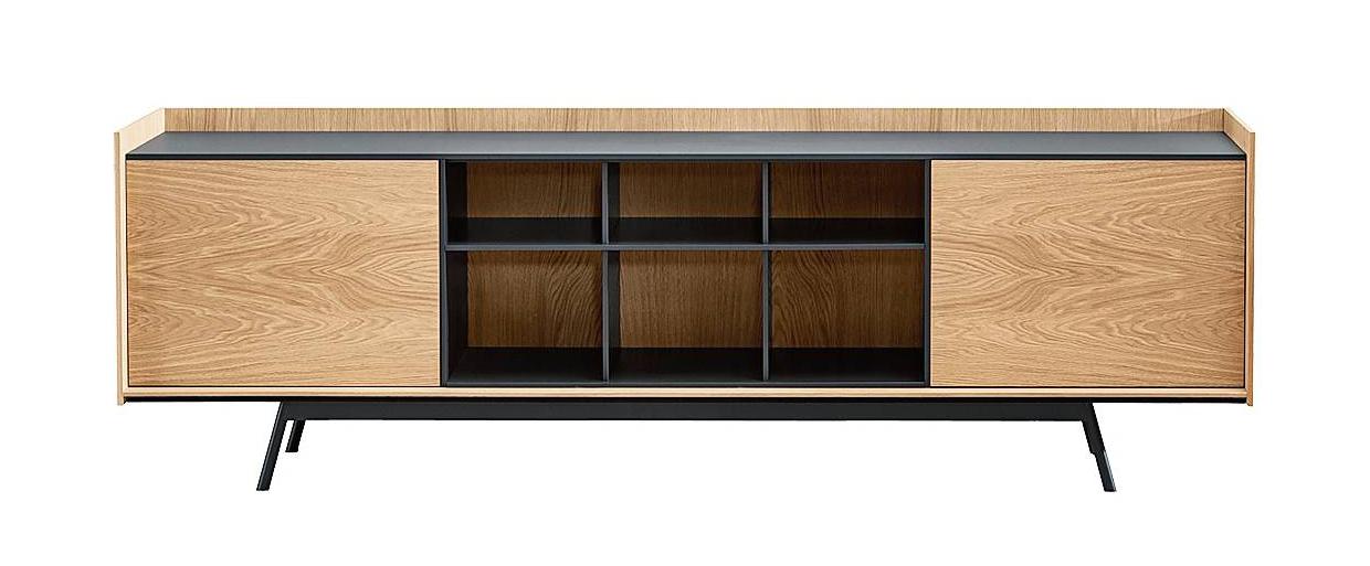 Madia Edge di Miniforms (www.miniforms.com).