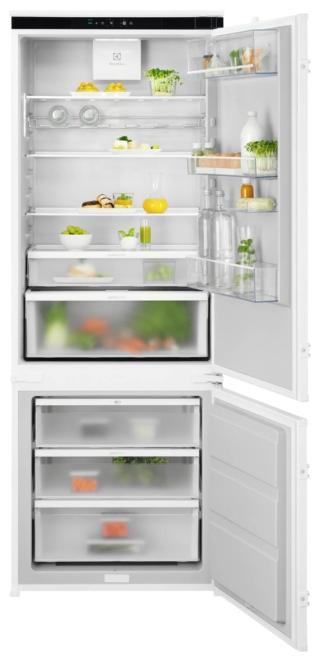 news KNR7TE75S Maxispace 700 con plastica riciclata scontornato electrolux news KNR7TE75S Maxispace 700 con plastica riciclata scontornato electrolux