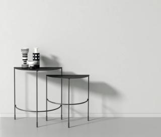 Consolle Hoodi, design Roberto Paoli Consolle Hoodi, design Roberto Paoli