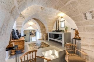 ambiente di passaggio volte in pietra