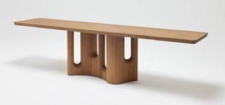 Rovere spazzolato per il grande tavolo rettangolare Nin della collezione At the Edge of the Woods di Delcourt Collection che viene esposto durante la Milano Design Week. La base ispirata ad un elmento architettonico lo rende eclettico e lo trasforma nel protagonista  del living contemporaneo.  www.christophedelcourt.com - Fondazione Mudima, Via Alessandro Tadino 26, Milano Rovere spazzolato per il grande tavolo rettangolare Nin della collezione At the Edge of the Woods di Delcourt Collection che viene esposto durante la Milano Design Week. La base ispirata ad un elmento architettonico lo rende eclettico e lo trasforma nel protagonista  del living contemporaneo.  www.christophedelcourt.com - Fondazione Mudima, Via Alessandro Tadino 26, Milano