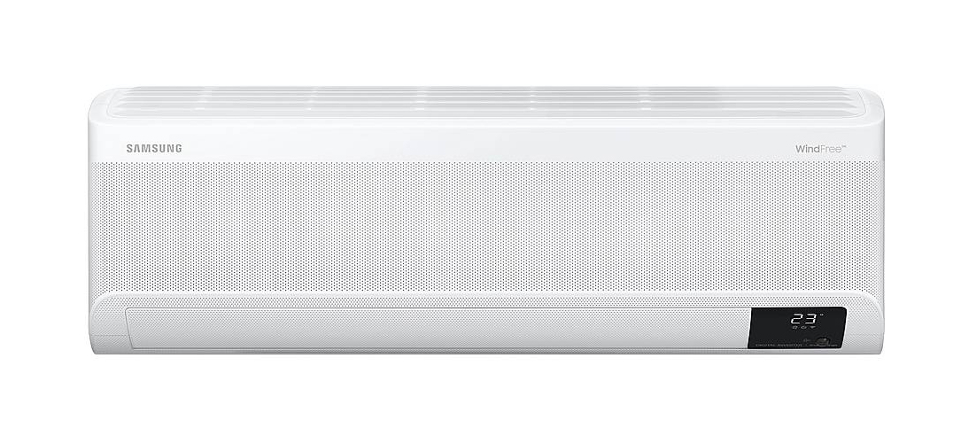 È dotato di raffreddamento Wind-Free™ il climatizzatore da parete Wind-Free™ Elite AR12TXCAAWKNEU di Samsung. In classe
di efficienza energetica A+++, ha potenza 3,5 kW in raffrescamento
e riscaldamento (12.000 BTU). Ha livello sonoro max di 40 dBA
e funzione AI Auto Comfort che ottimizza automaticamente le varie modalità analizzando le condizioni della stanza e le sequenze di utilizzo.
Misura L 88,9 x P 21,5 x H 29,9 cm. Prezzo da rivenditore. www.samsung.com È dotato di raffreddamento Wind-Free™ il climatizzatore da parete Wind-Free™ Elite AR12TXCAAWKNEU di Samsung. In classe
di efficienza energetica A+++, ha potenza 3,5 kW in raffrescamento
e riscaldamento (12.000 BTU). Ha livello sonoro max di 40 dBA
e funzione AI Auto Comfort che ottimizza automaticamente le varie modalità analizzando le condizioni della stanza e le sequenze di utilizzo.
Misura L 88,9 x P 21,5 x H 29,9 cm. Prezzo da rivenditore. www.samsung.com