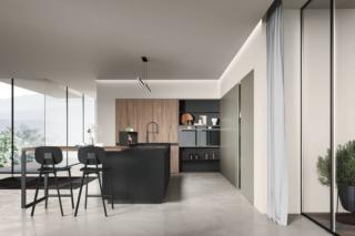 Kali di Arredo3 ha basi in finitura pet riciclato Stromboli e colonne in laminato metal light. L'alzata attrezzata in alluminio 100% riciclabile, sul top in ceramica Iris dark Marquinia, permette di avere utensili  e accessori sempre pronti per essere usati. wwwarredo3.it Kali di Arredo3 ha basi in finitura pet riciclato Stromboli e colonne in laminato metal light. L'alzata attrezzata in alluminio 100% riciclabile, sul top in ceramica Iris dark Marquinia, permette di avere utensili  e accessori sempre pronti per essere usati. wwwarredo3.it
